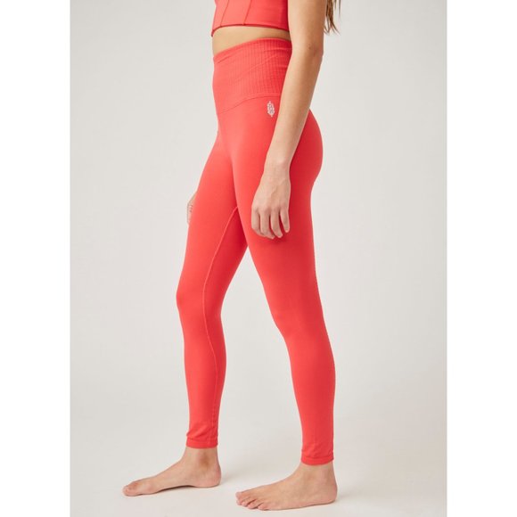 FP MOVEMENT Good Karma Leggings / Cayenne - Picture 3 of 6